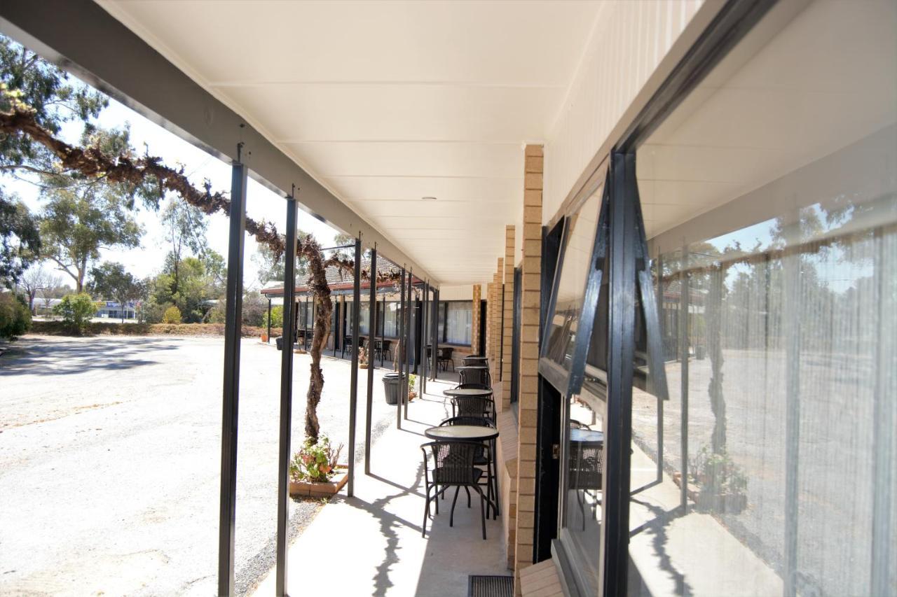 Civic Motor Inn Cowra Dış mekan fotoğraf
